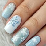 opalescent-professional-nail-art